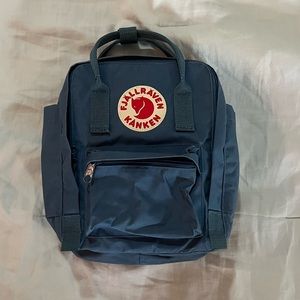 KÅNKEN MINI backpack
